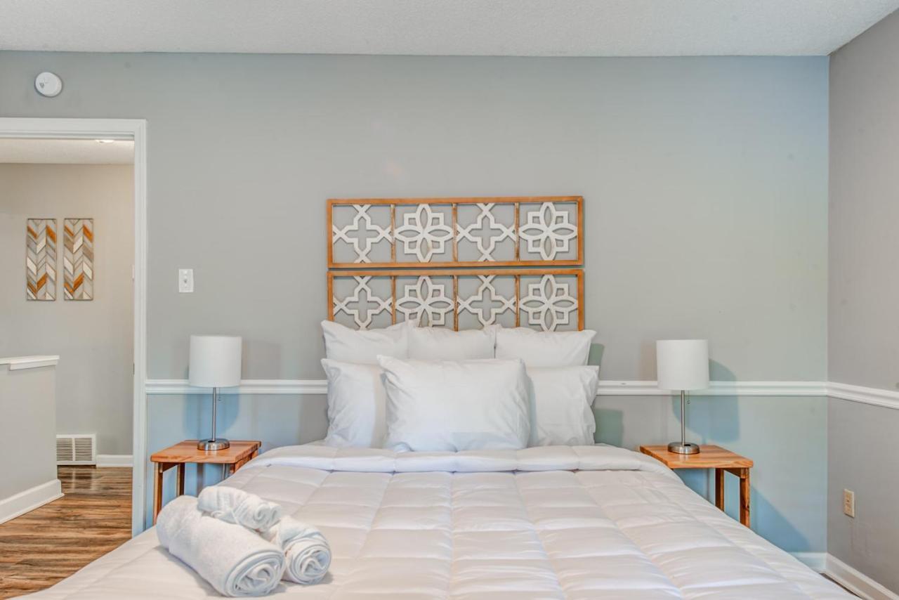 Cozy In Cordova-- Close To I-40 *