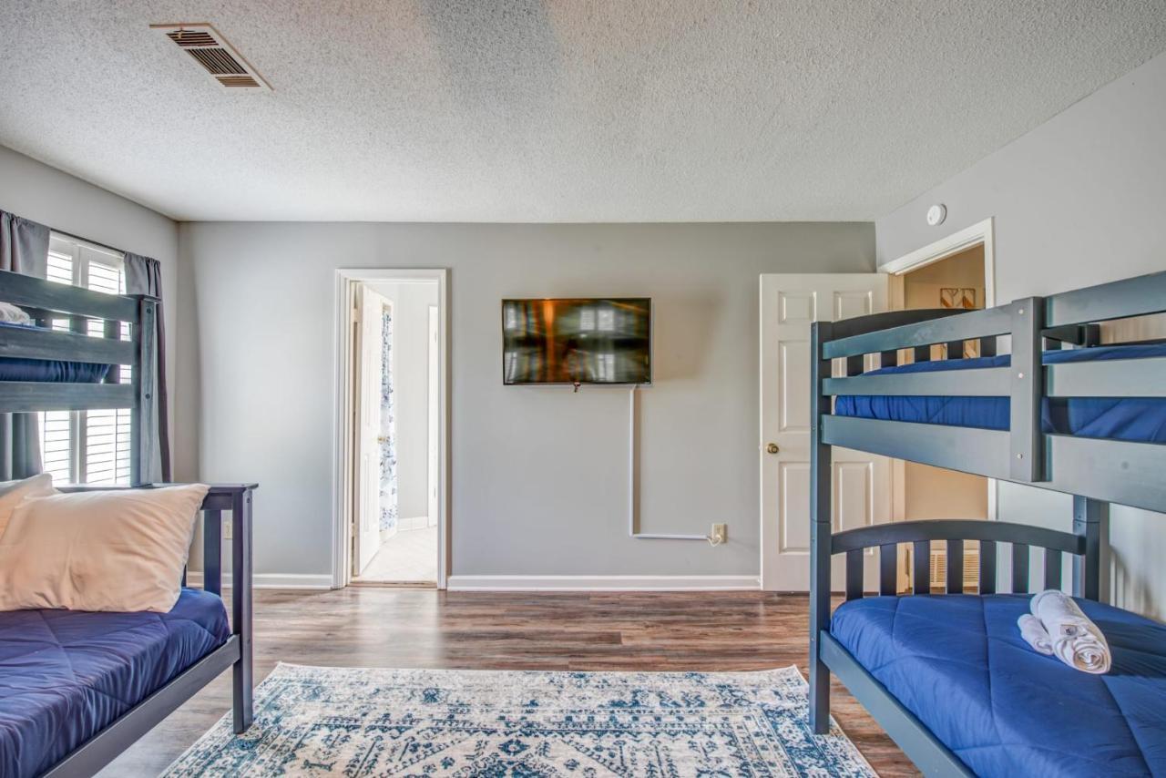 Cozy In Cordova-- Close To I-40