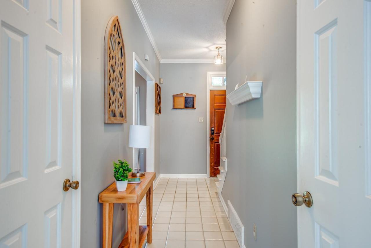 Cozy In Cordova-- Close To I-40 Holiday home