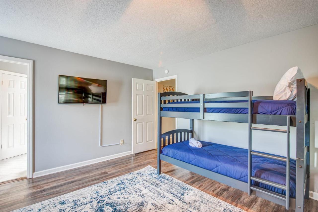 Cozy In Cordova-- Close To I-40 Holiday home Memphis