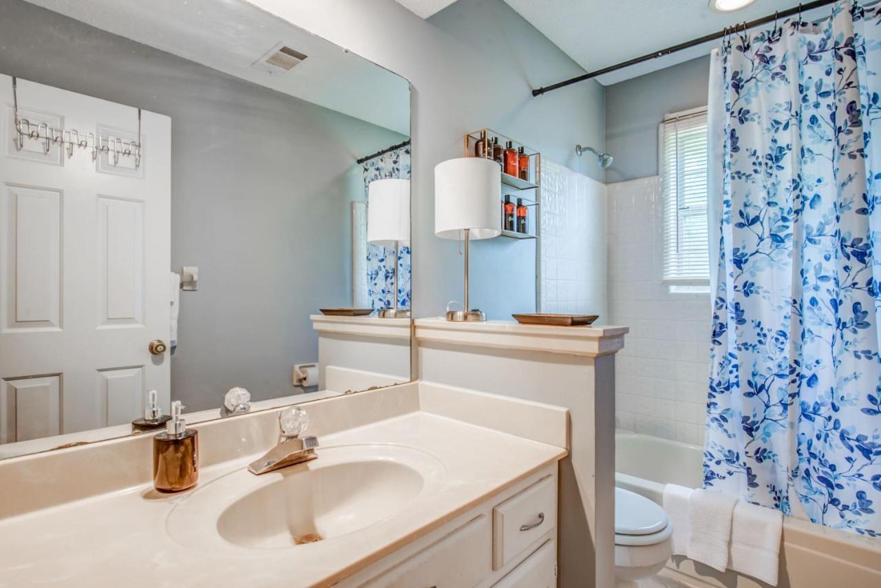 Cozy In Cordova-- Close To I-40 Memphis