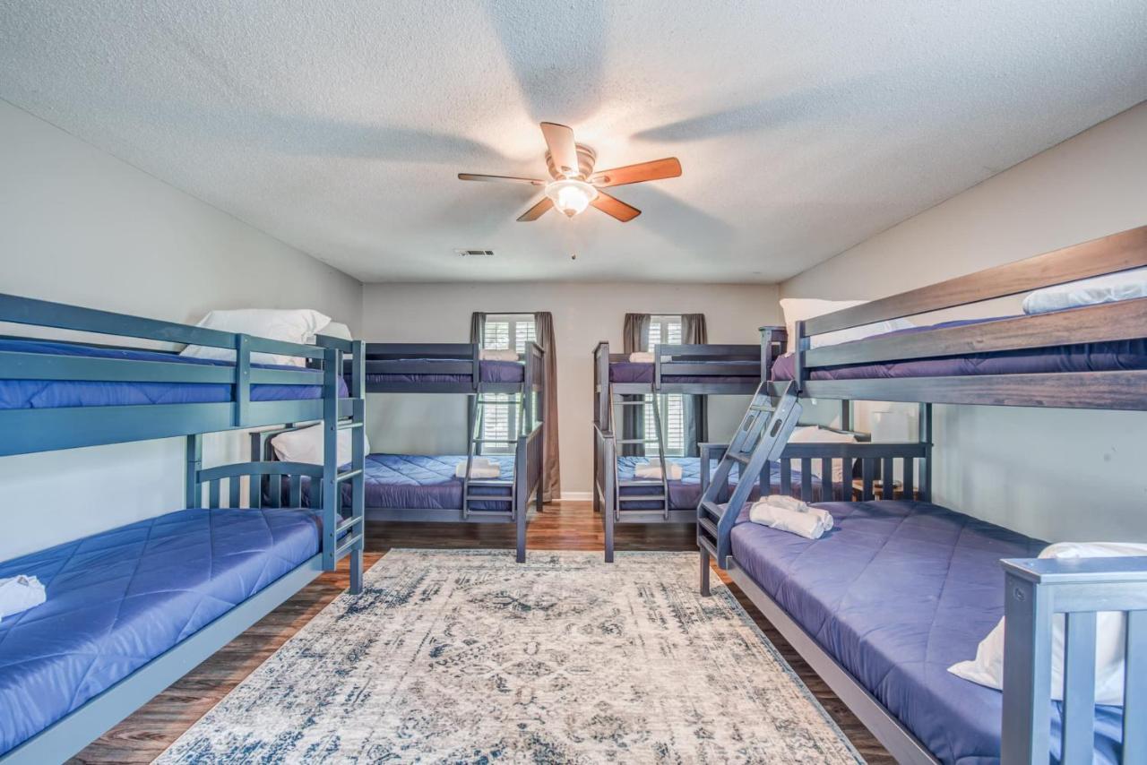 Cozy In Cordova-- Close To I-40