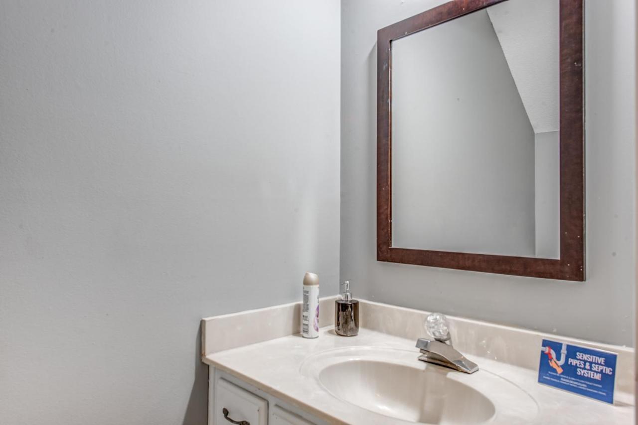 Cozy In Cordova-- Close To I-40 Holiday home *